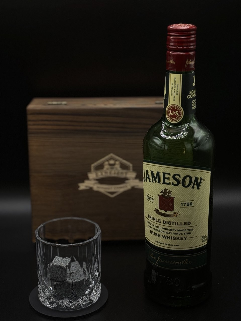 Whiskey Stones&Glasses Set